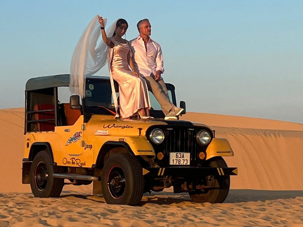 Mui Ne Jeep Tour for Couples