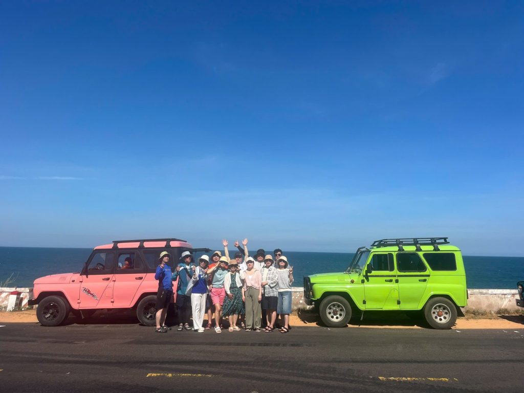 What Does a Mui Ne Jeep Tour IInclude - Guests with Jeep